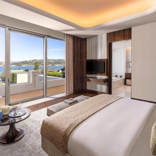The longer you stay, the less you pay